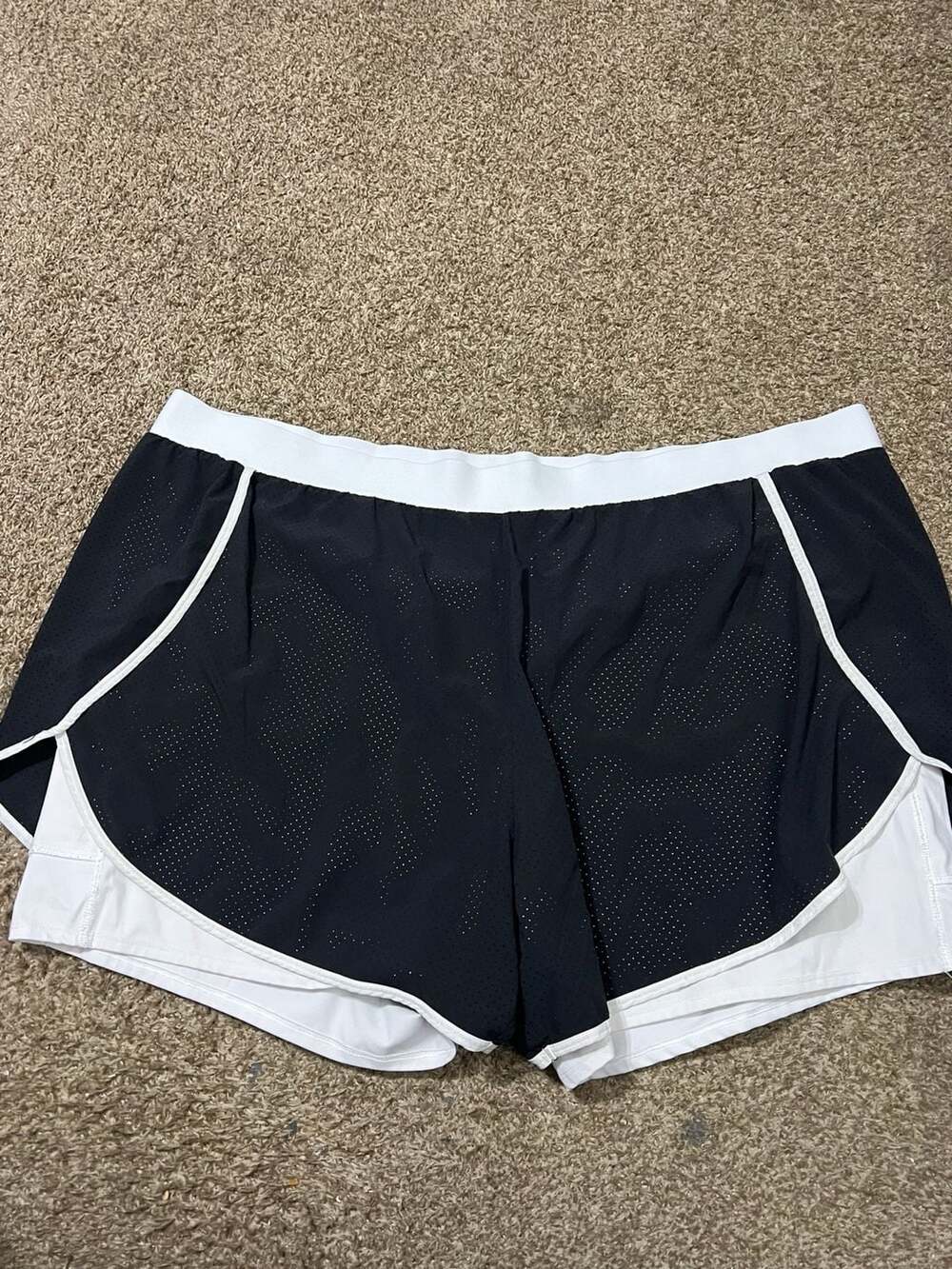 Xersion Women's Black and White Athletic Running Shorts Size 5X